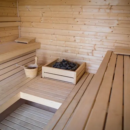 - Polanki23 - Basen, Sauna, Kino Leba